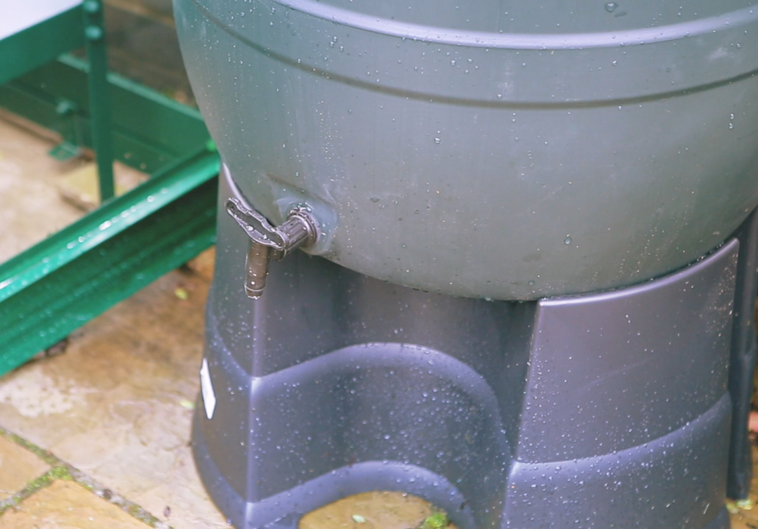 55-Gallon Water Barrel with Stand